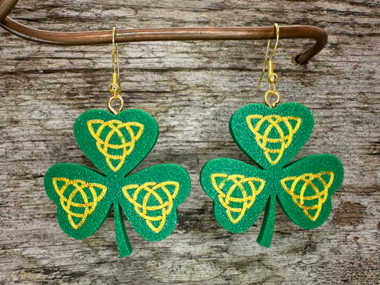 Golden Celtic Clover